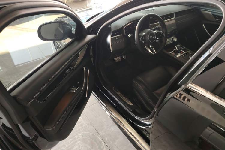 Used Jaguar XFL 2022 XFL 2.0T P250 Two-Wheel-Drive Elite Sport Edition
