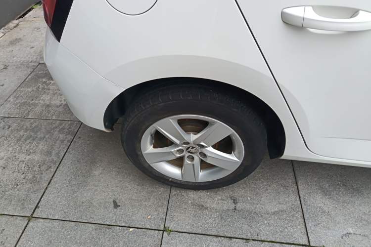 Used Skoda Fabia 2017 1.4L Automatic Car Enjoy Edition