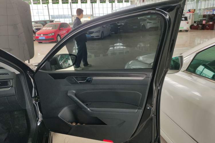 Used Volkswagen Passat 2017 330TSI DSG Prestige Edition
