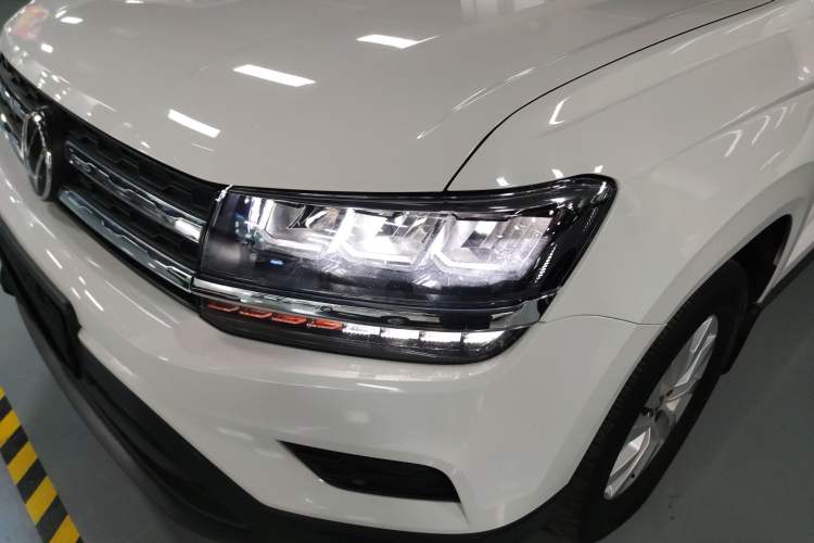 Used Volkswagen Tharu 2022 280TSI Two-Wheel Drive Trend Edition
