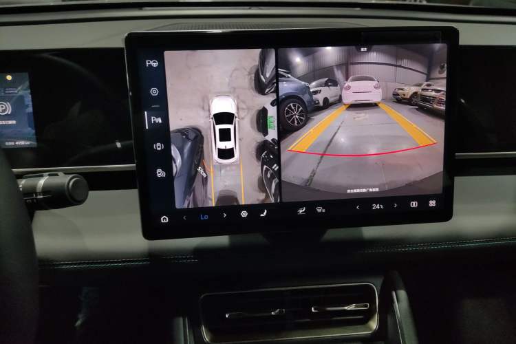 Used BYD Qin L 2025 DM-i Smart Drive 120KM Superior Model
