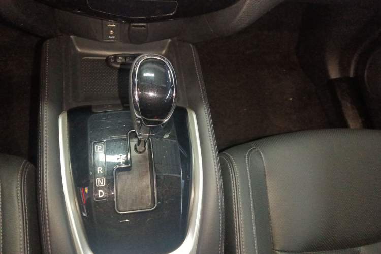 Used Nissan X-Trail 2017 2.0L CVT 7-Seater Comfort Edition 2WD
