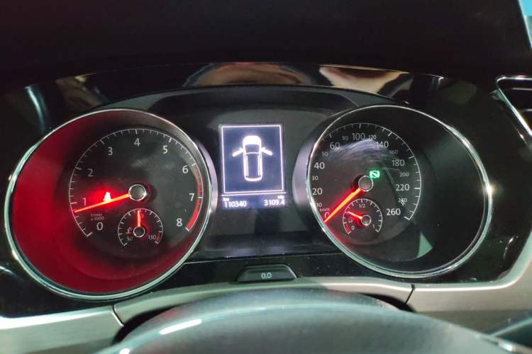 Used Volkswagen Touran 2016 Volkswagen Touran L 280TSI DSG Comfort Edition
