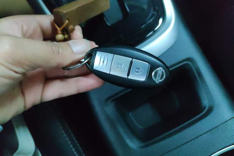 Used Nissan Tiida 2019 1.6L CVT Smart Enjoyment Version China VI Standard
