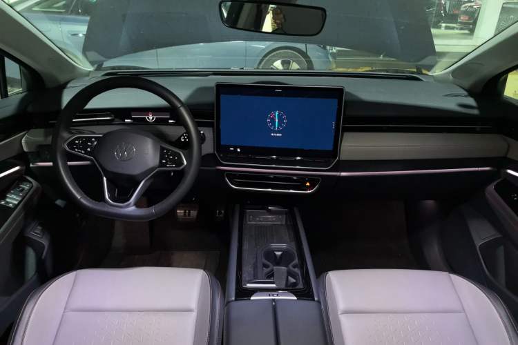 Used Volkswagen ID.7 VIZZION 2024 AIR model