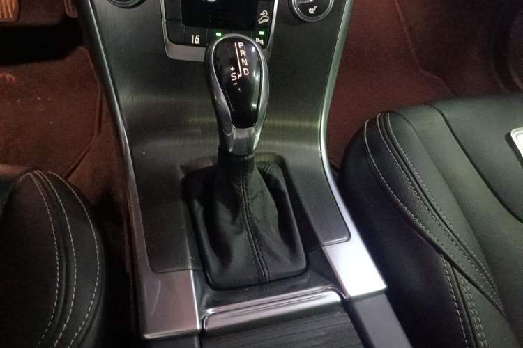 Used Volvo XC60 2015 T5 AWD Zhiyuan Edition