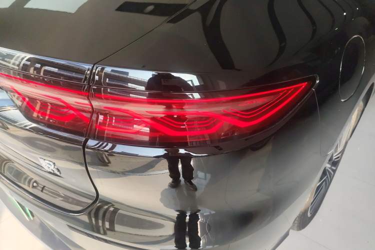 Used BYD Han 2025 EV with 701 km of Laser Radar-Enabled Intelligent Driving
