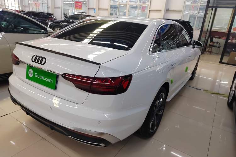 Used Audi A4L 2022 40 TFSI Fashion Dynamic Model
