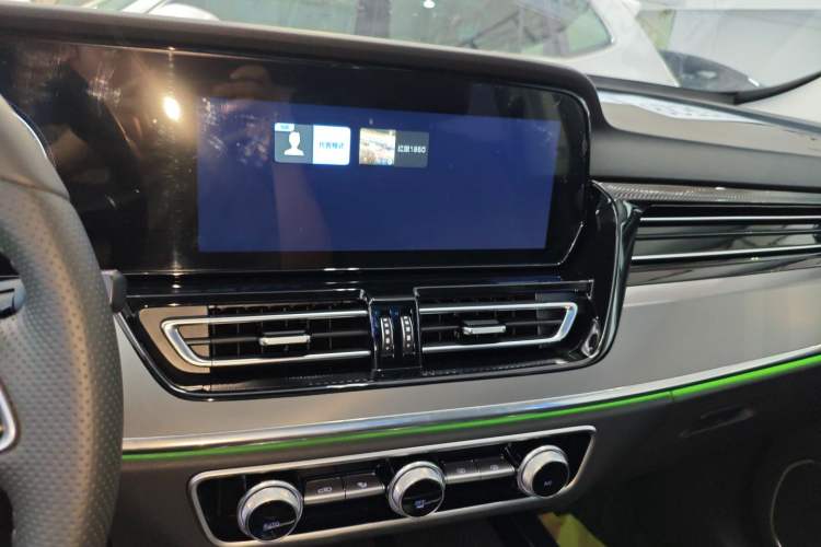 Used Hongqi HS5 2023 2.0T Qixiang Pro Edition