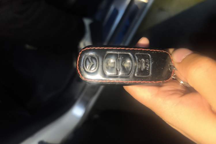 Used Mazda CX-5 2015 2.0L Automatic Two-Wheel Drive Urban Version
