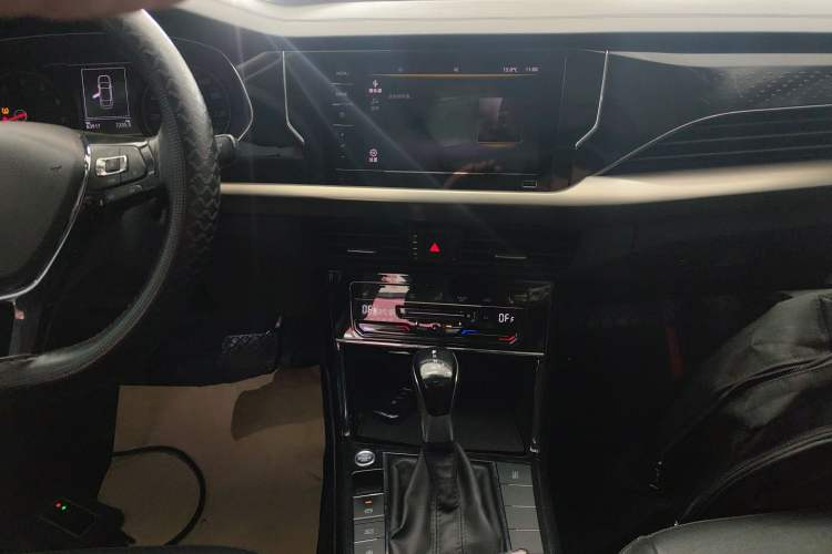 Used Volkswagen Passat 2020 330TSI Elite Edition China VI
