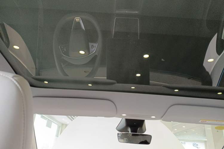 Used Tesla Model Y 2025 Rear-Wheel Drive First Edition
