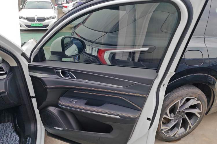 Used Lynk & Co 01 2023 2.0TD Two-Wheel Drive Pro Trim
