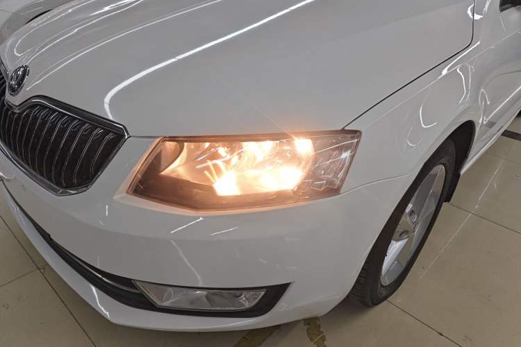 Used Skoda Octavia 2015 1.4TSI DSG Yijun Edition