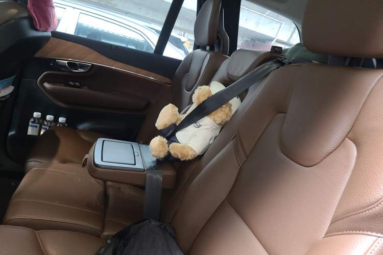 Used Volvo XC90 2020 Facelifted T6 Zhiyi Luxury 7-Seater
