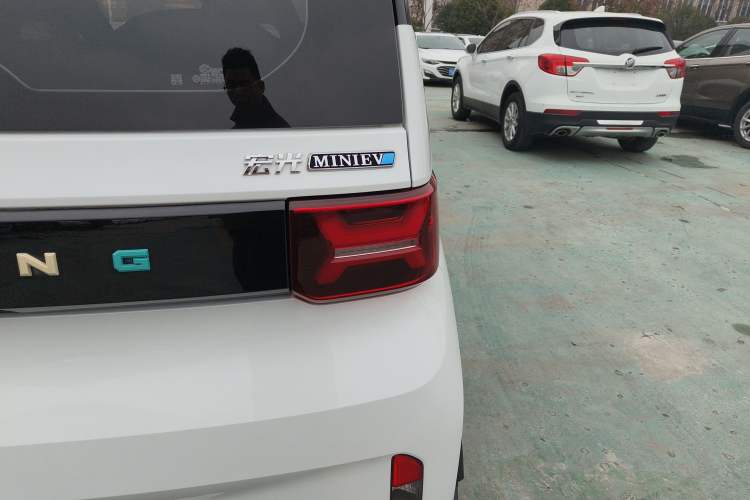 Used Wuling Hongguang MINIEV 2022 GAMEBOY 200km Gaming Edition with Lithium Iron Phosphate