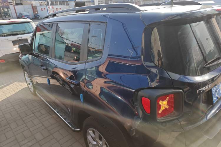 Used  Renegade 2018 Connected Large Screen Version 180T Automatic High-Energy Edition