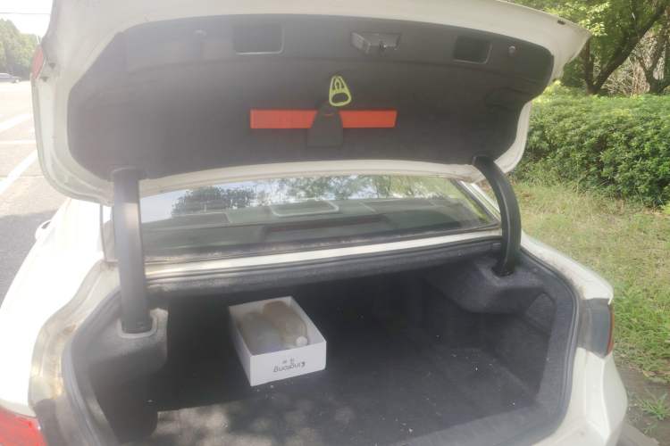 Used Geely Auto Emgrand GT 2015 1.8T Flagship Model
