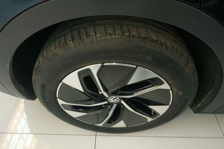 Used Volkswagen ID.4 CROZZ 2026 Model Pure Enjoyment Edition PURE