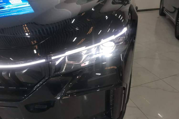 Used VOYAH FREE 2024 Ultra-Long Range Intelligent Driving Version