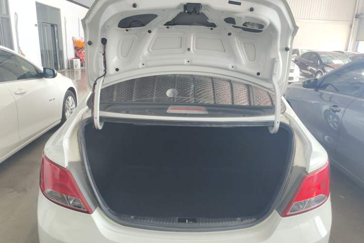 Used Hyundai Verna 2014 1.4L Automatic Smart GLS
