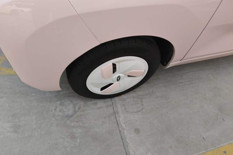 Used Chery QQ Ice Cream 2022 170km Sundae Ternary Lithium
