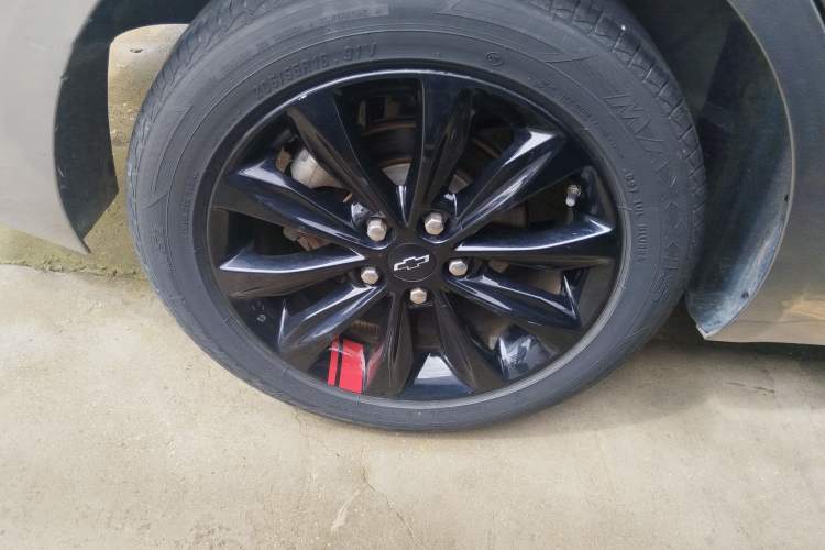 Used Chevrolet Monza 2020 Light Hybrid Redline 320T Dual-Clutch Thrilling Edition
