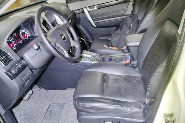 Used Chevrolet Captiva 2014 2.4L 4x4 Flagship Edition 7 Seats