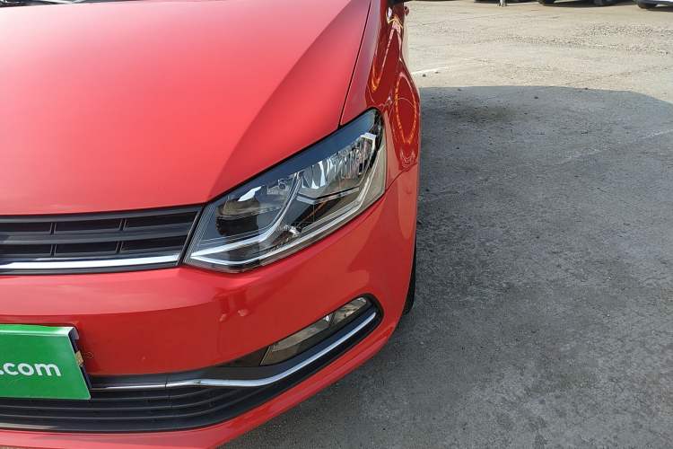 Used Volkswagen Polo 2016 1.6L Automatic Comfort Model