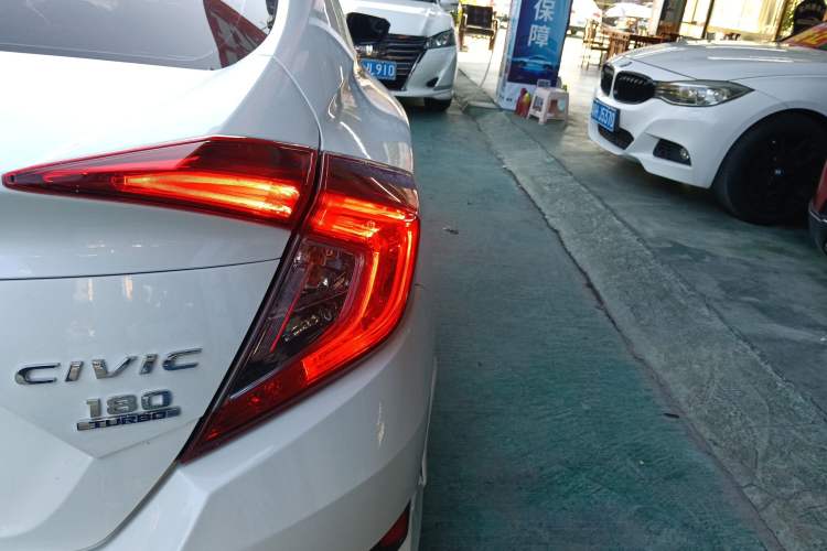 Used Honda Civic 2019 180TURBO CVT Shangyue Edition China VI Emission Standard
