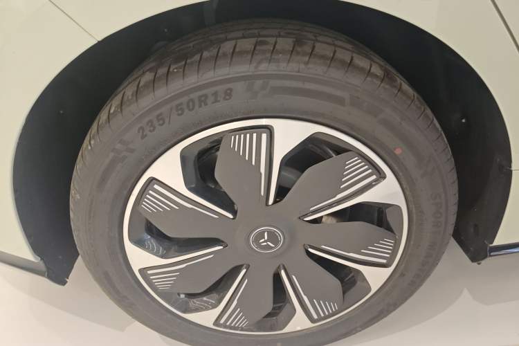 Used Hongqi Tiangong 05 2025 550 Smart Selection
