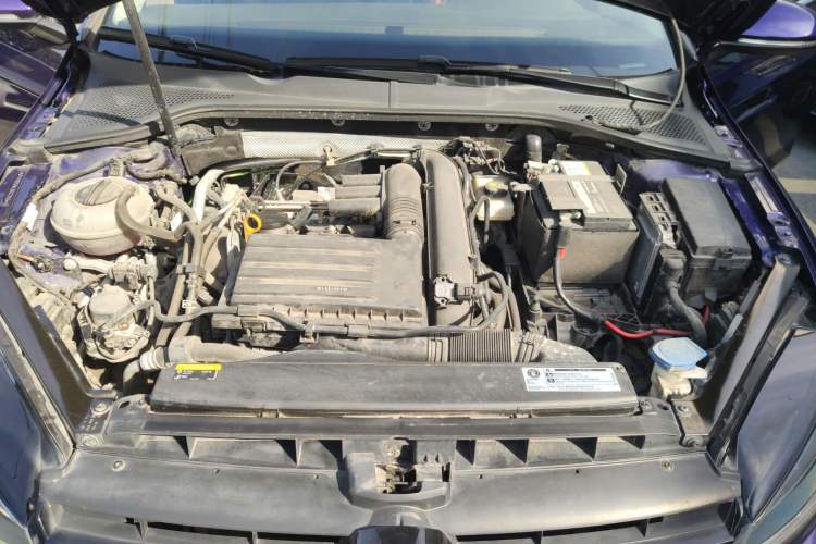 Used Volkswagen Golf 2020 Zhiai Edition 200TSI DSG Comfortable & Ambitious Version