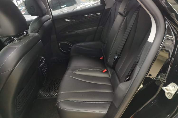 Used Geely Auto Emgrand GT 2021 1.8T Flagship Edition
