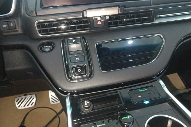 Used Honda Elysion 2024 2.0L eHEV Luxury Edition
