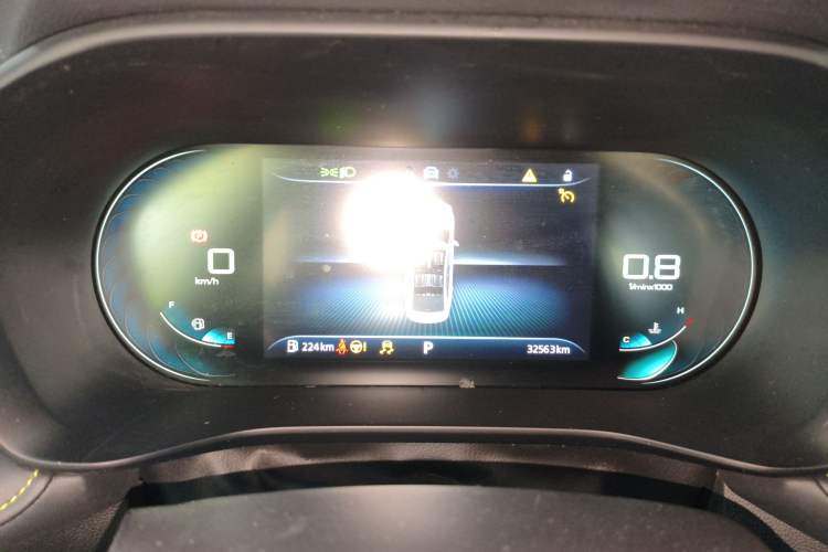 Used Roewe i5 2021 1.5L CVT Diamond Edition
