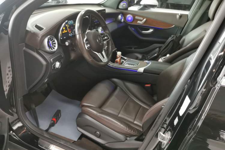 Used Mercedes-Benz GLC 2021 GLC 300 L 4MATIC Dynamic Model
