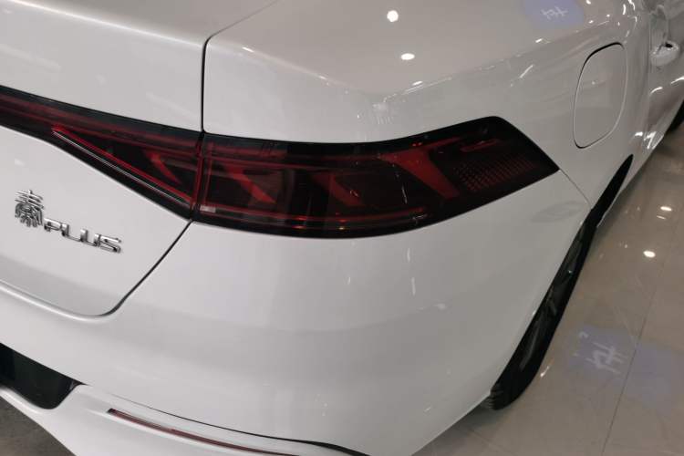 Used BYD Qin PLUS 2023 EV 510KM Travel Edition
