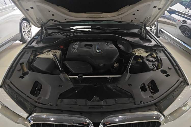 Used BMW 5 Series 2018 525i M Sport Package
