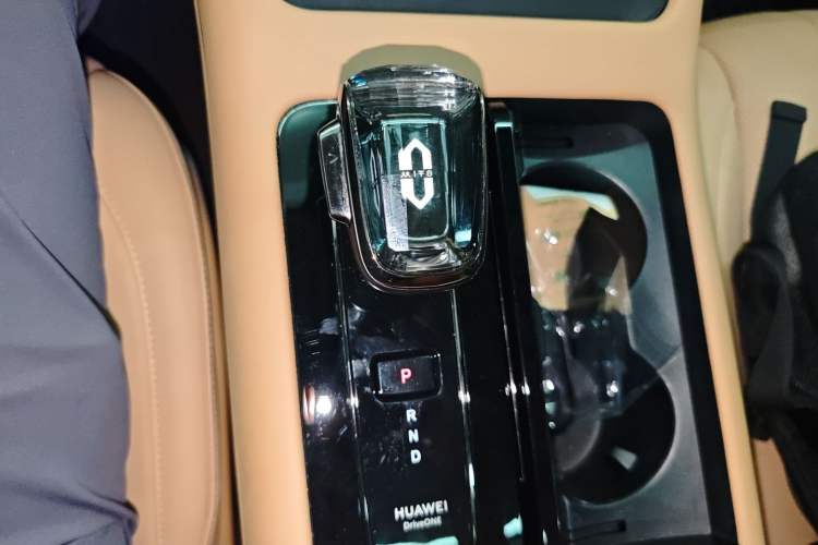 Used Hima AITO M7 2024 1.5T Rear-Drive Plus Version 5 Seats
