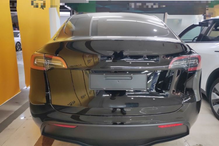 Used Tesla Model Y 2024 Long-Range All-Wheel-Drive Version
