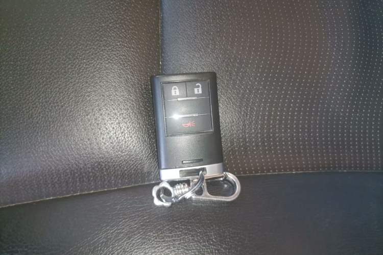 Used Chevrolet Captiva 2015 2.4L 4x4 Flagship Edition 7-Seater
