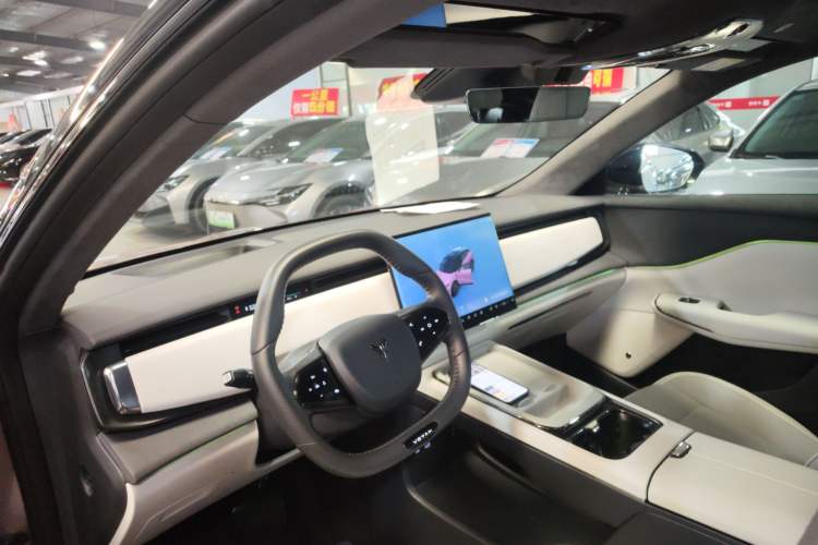 Used VOYAH COURAGE 2024 Four-Wheel Drive Global Edition
