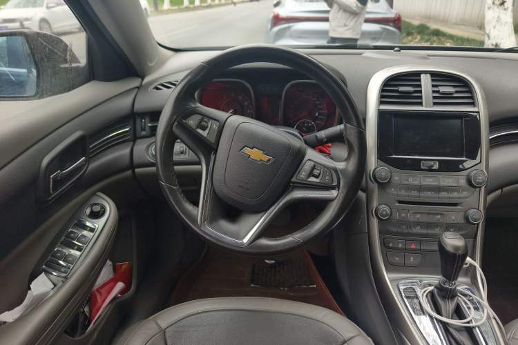 Used Chevrolet Malibu 2014 2.0L Automatic Luxury Edition
