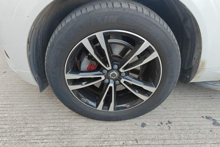 Used Volvo XC60 2018 T5 4x4 Smart Edition
