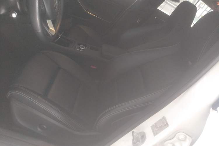 Used Mercedes-Benz GLA 2017 GLA 200 Fashion Model