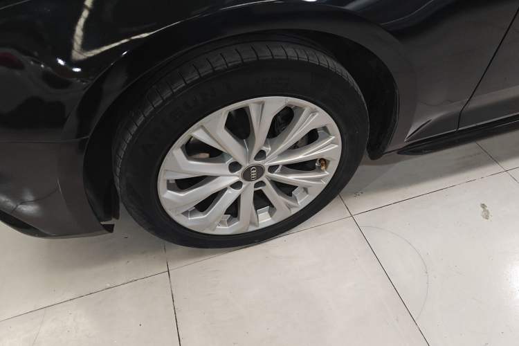 Used Audi A4L 2019 40 TFSI Ambition China VI