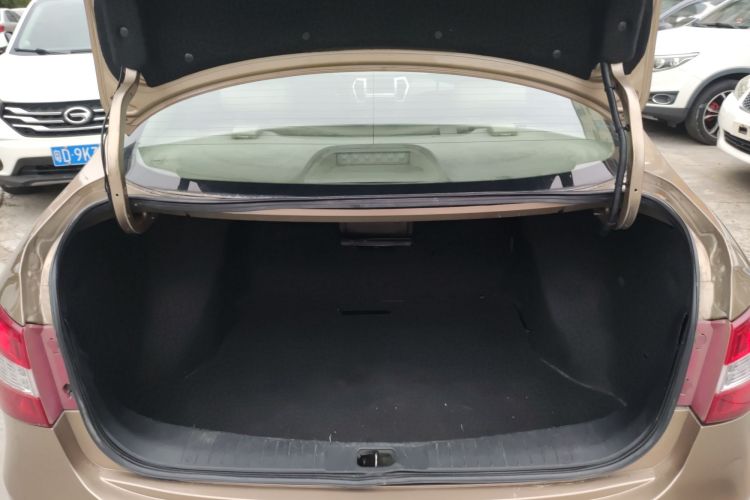 Used Dongfeng Aeolus A60 2012 1.6L Automatic Luxury Version
