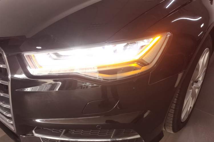 Used Audi A6L 2018 30th Anniversary Edition 35 TFSI Fashion Model