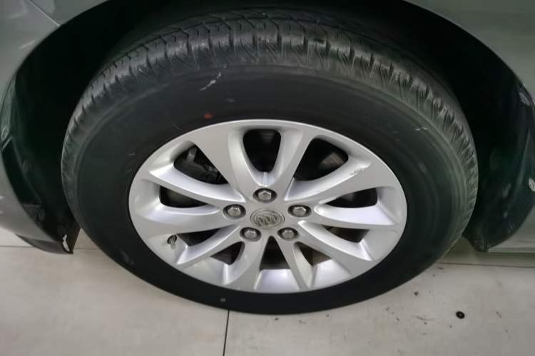 Used Buick GL8 2017 ES 28T Premium Version China V Standard
