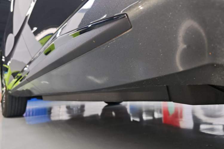 Used Changan UNI-Z New Energy 2024 Blue Whale Smart Electric iDD 125km Beyond Edition
